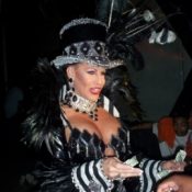 35_grd Drag Performer